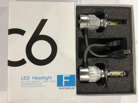 repuesto de moto MOTO71 — BOMBILLO FARO LED U6-H4 PAR